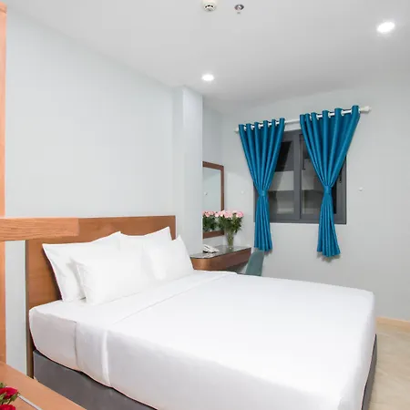 Piano Hotel-2